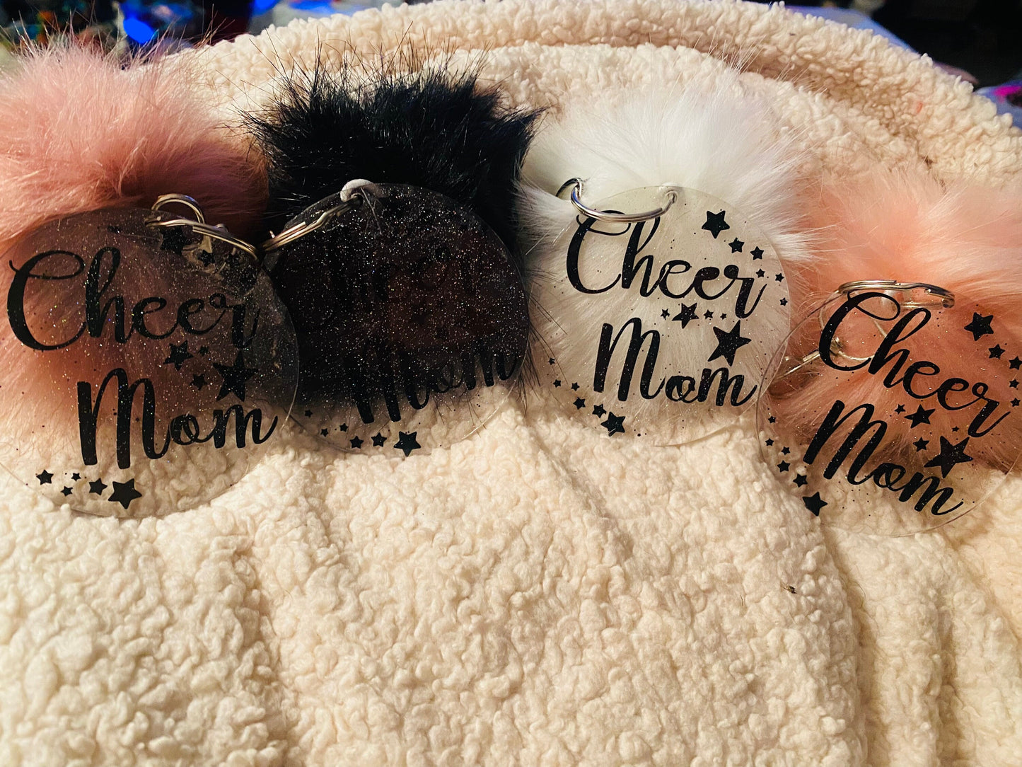 Cheer mom Pom keychain